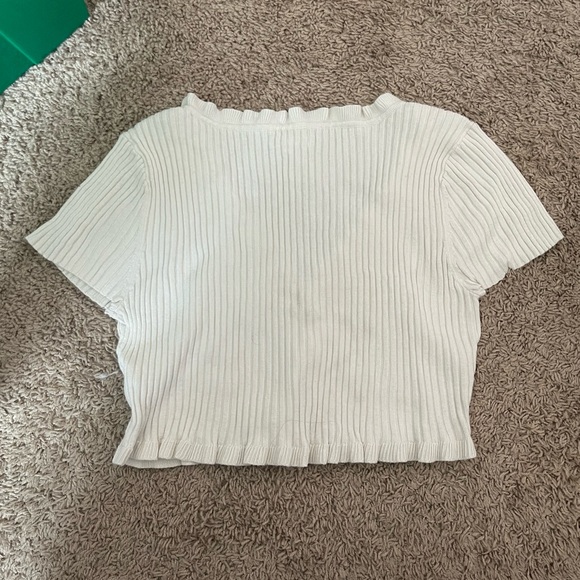 Aeropostale Ribbed Short Sleeve Bolero 2 button Cropped - Picture 2 of 5